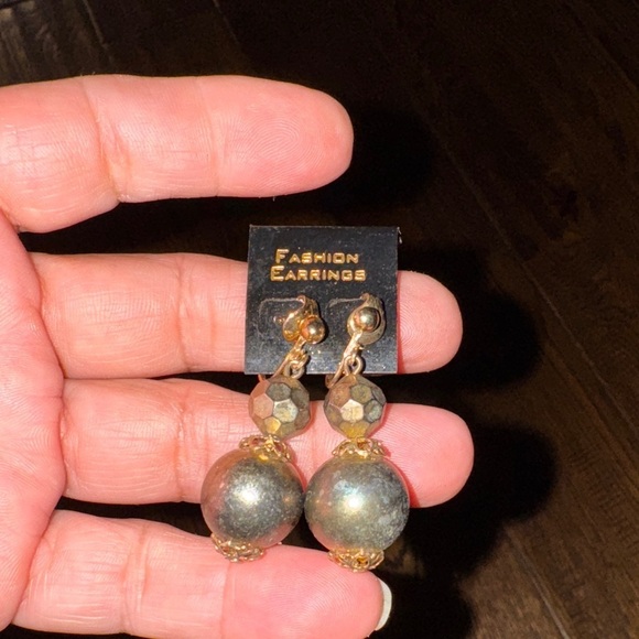 Jewelry - NWT Elegant Gold and Silver Tone Clip On Earrings